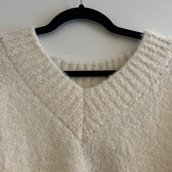 Aerie Teddy Boucle Sweater - Picture 5 of 12